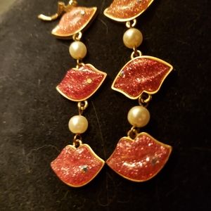 Betsey Johnson Triple Kissing Lips Earrings